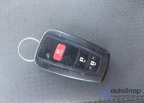 2020 Toyota Prius Le from USA, damaged, VIN JTDKARFU4L3107138